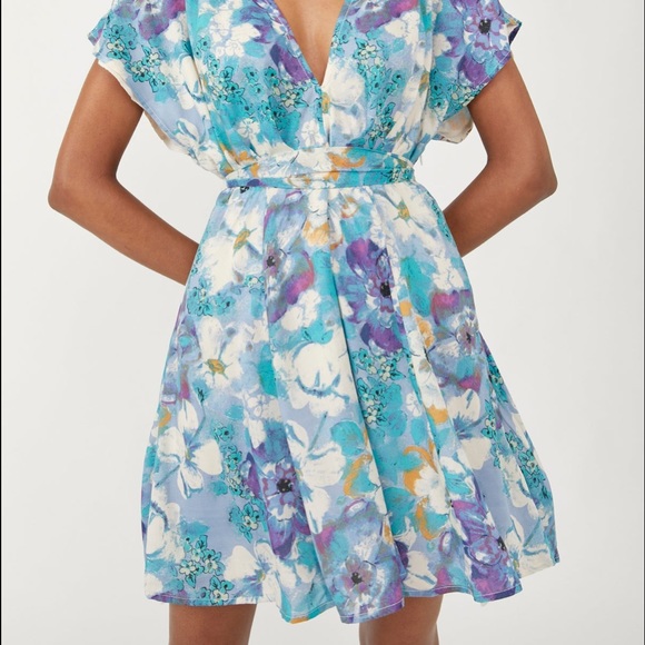 Free people blue floral dress, size M, NWTs - Picture 4 of 6
